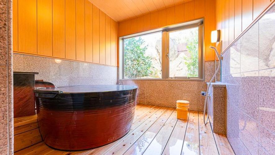Unzen Obama Onsen Juraku Hotell Exteriör bild