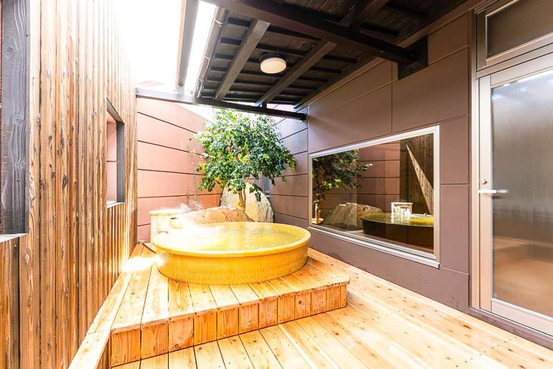 Unzen Obama Onsen Juraku Hotell Exteriör bild